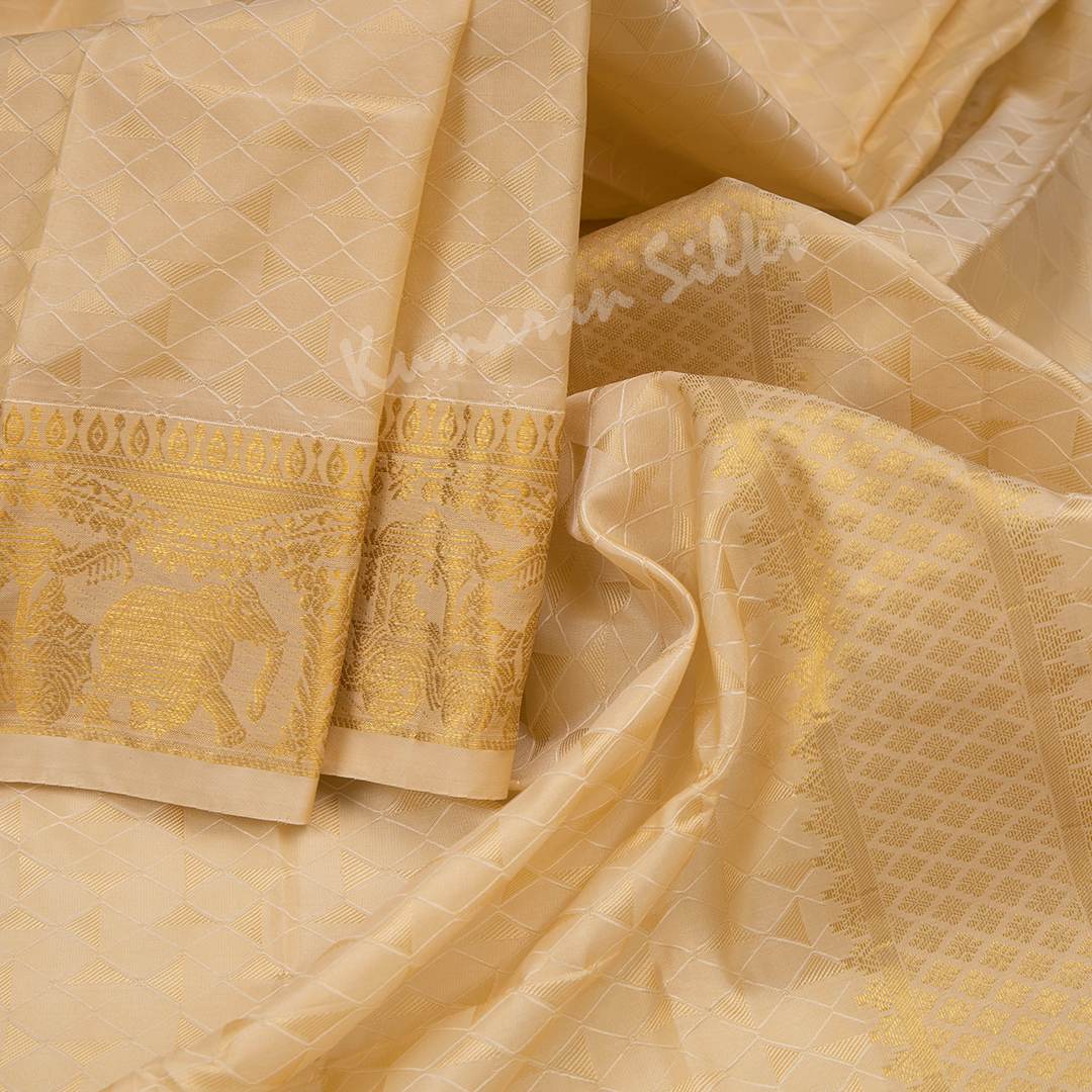 Sandal Semi Silk 8 Mozham Dhoti With Matching Shirt Material 05 - Kumaran Silks