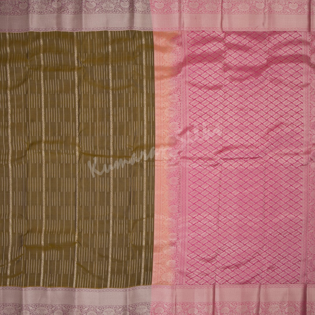 Golden Brown Striped Silk Saree With Contrast Pallu - Kumaran Silks - https://cdn.shopify.com/s/files/1/0565/0697/4251/files/KSSMLSR37182-1.jpg