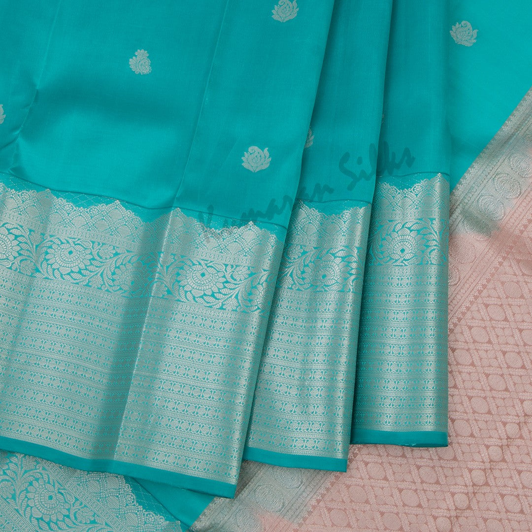 Green Silk Saree With Mango Buttas And Zari Border - Kumaran Silks