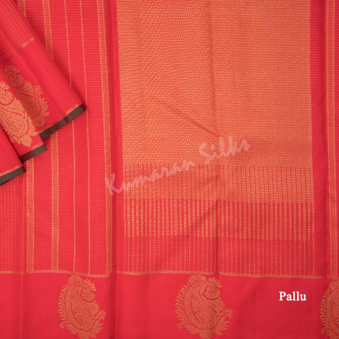 Chilli Red Micro Checked Silk Saree With Mango Border - Kumaran Silks