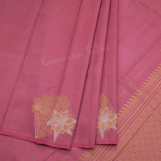 Rose Pink Borderless Silk Saree With Gold And Silver Zari Work On Pallu - Kumaran Silks