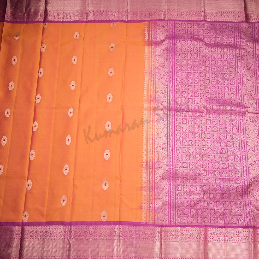 Shot Colour Silk Saree With Chakra Buttas And Pink Zari Border