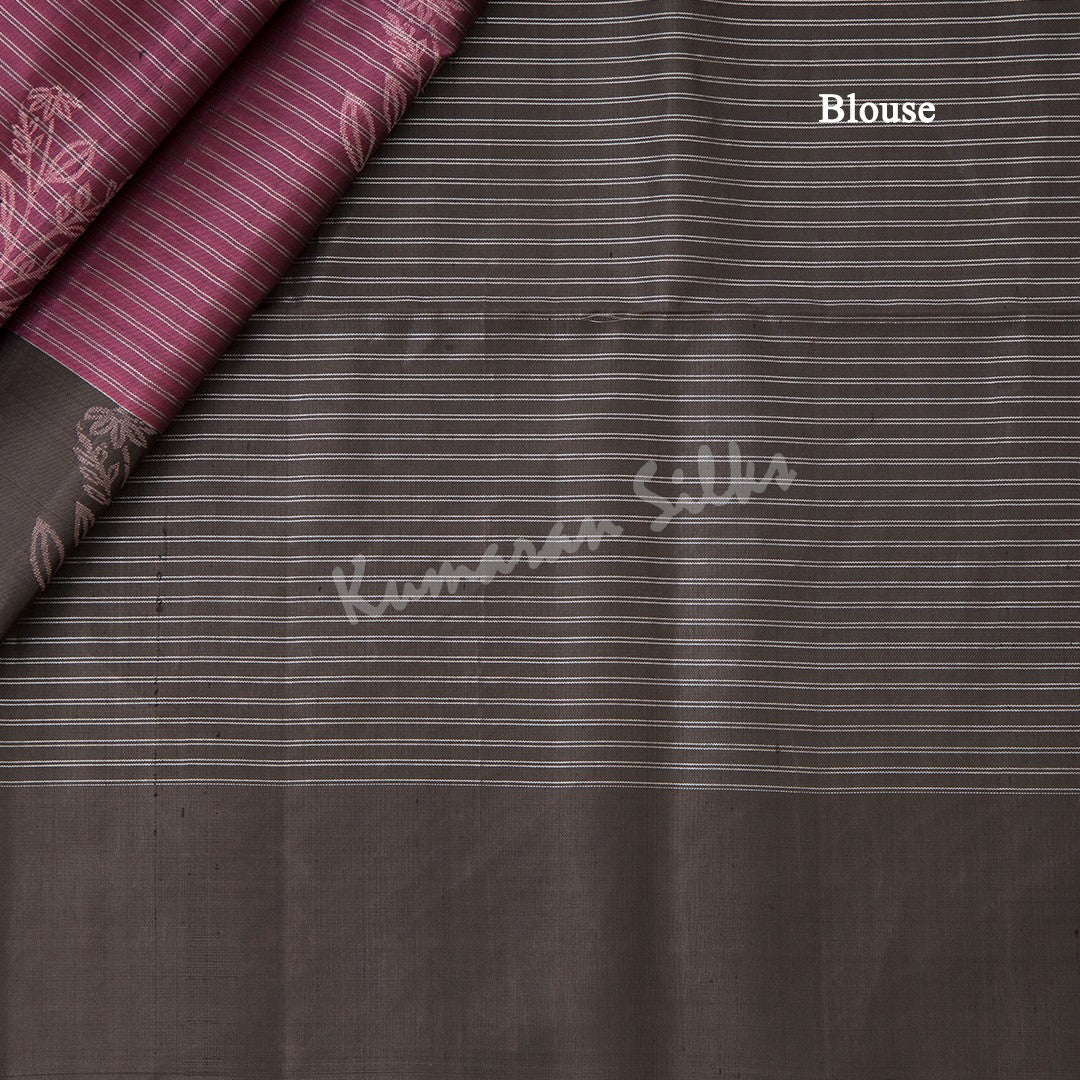 Thulian Pink Soft Silk Saree With Silver Stripes Design And Simple Border