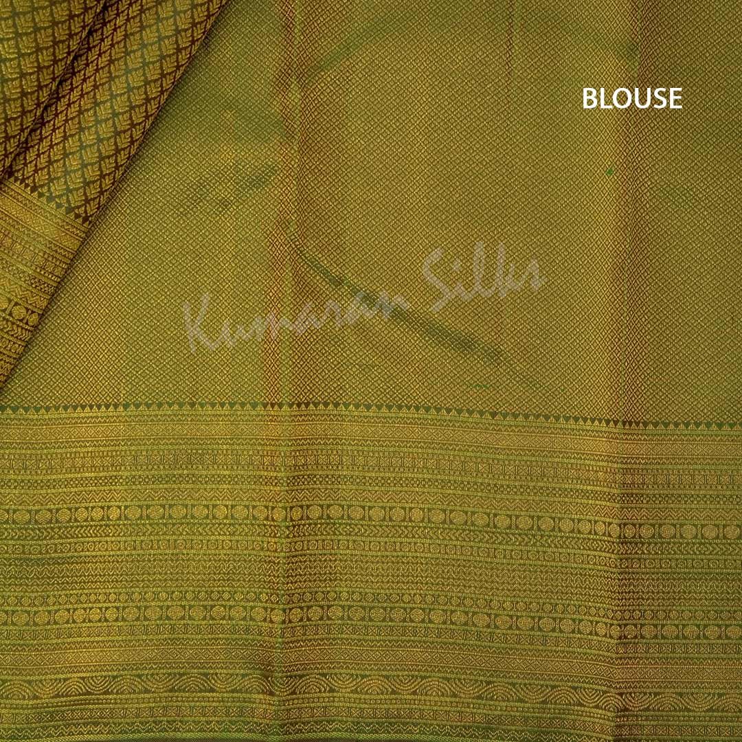 Green Jacquard Pure Silk Saree With Embossed Design