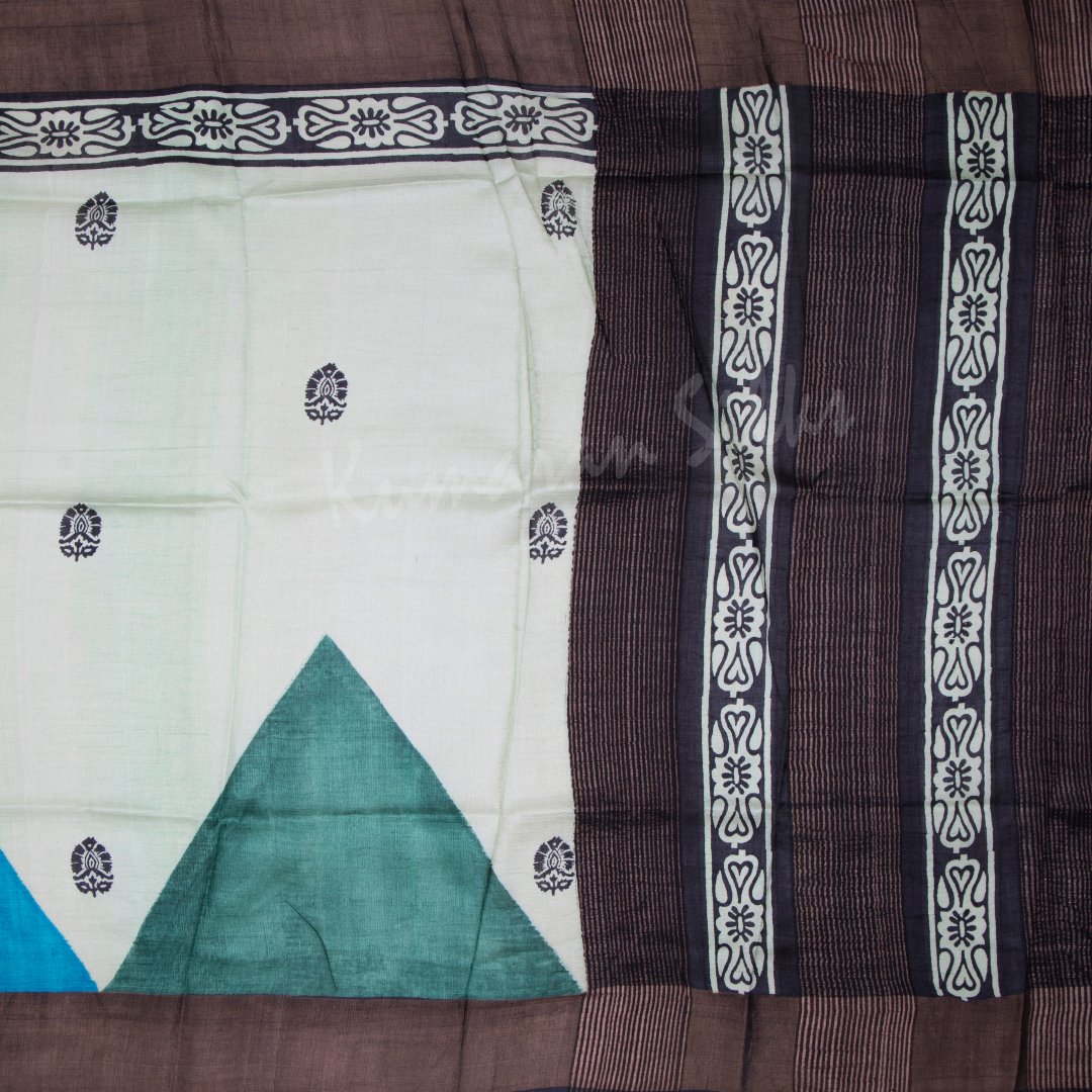 Pure Tussar Light Green Saree With Triangle Design