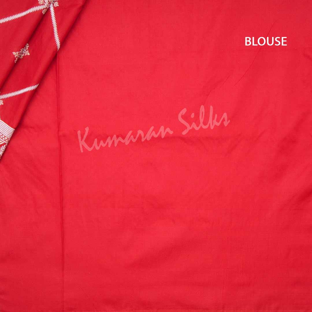 Semi Banaras Red Saree With Diamond Design - Kumaran Silks