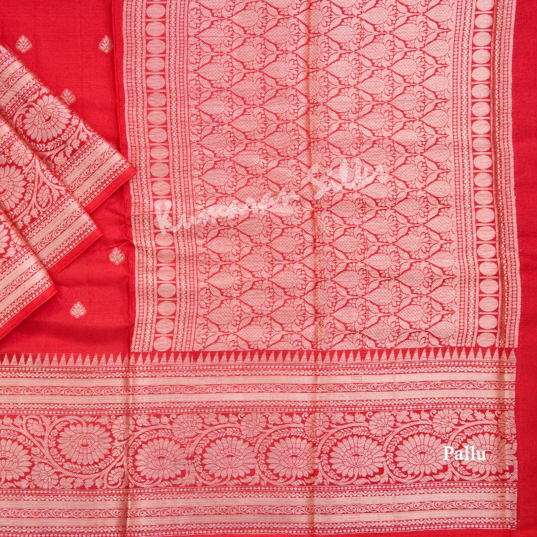 Ranvi Silk Red Saree With Small Buttas