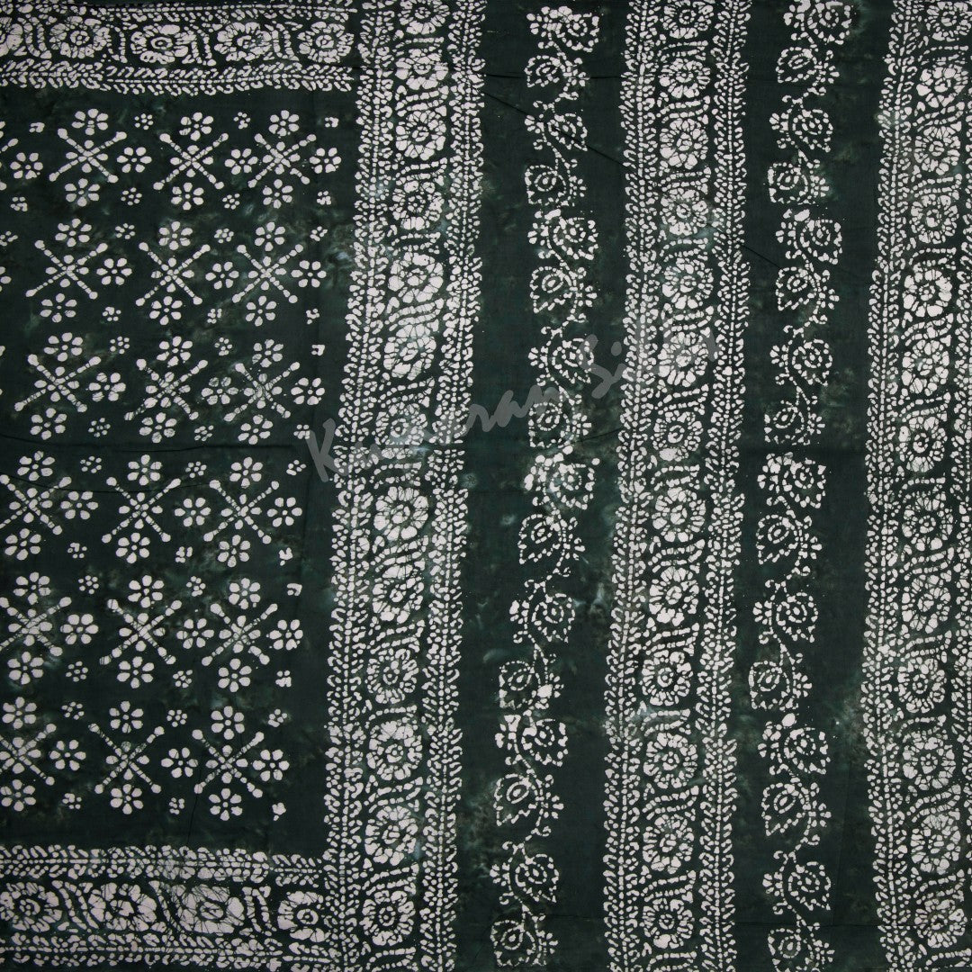 Sungudi Cotton Dark Green Printed Saree 09