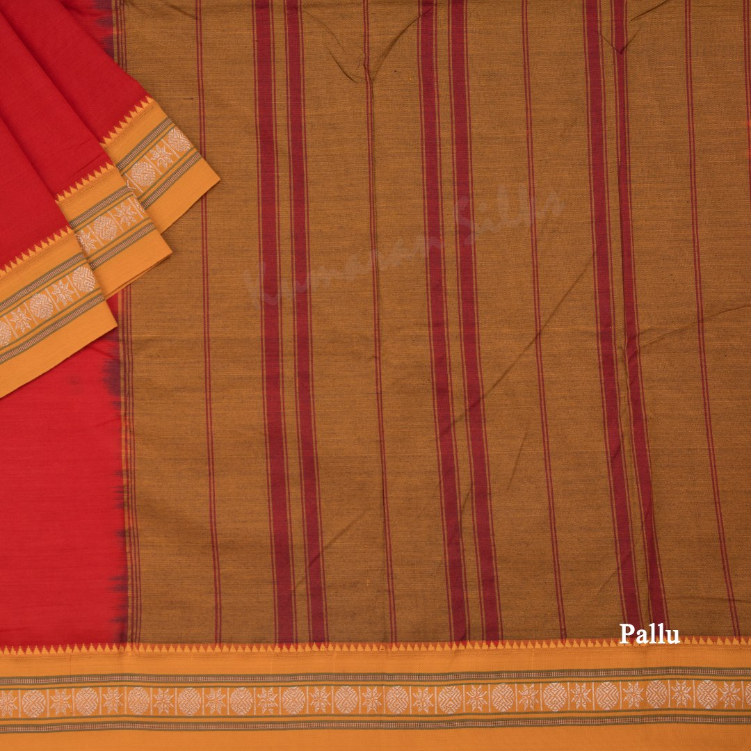 Dharwad Cotton Red Plain Saree 02