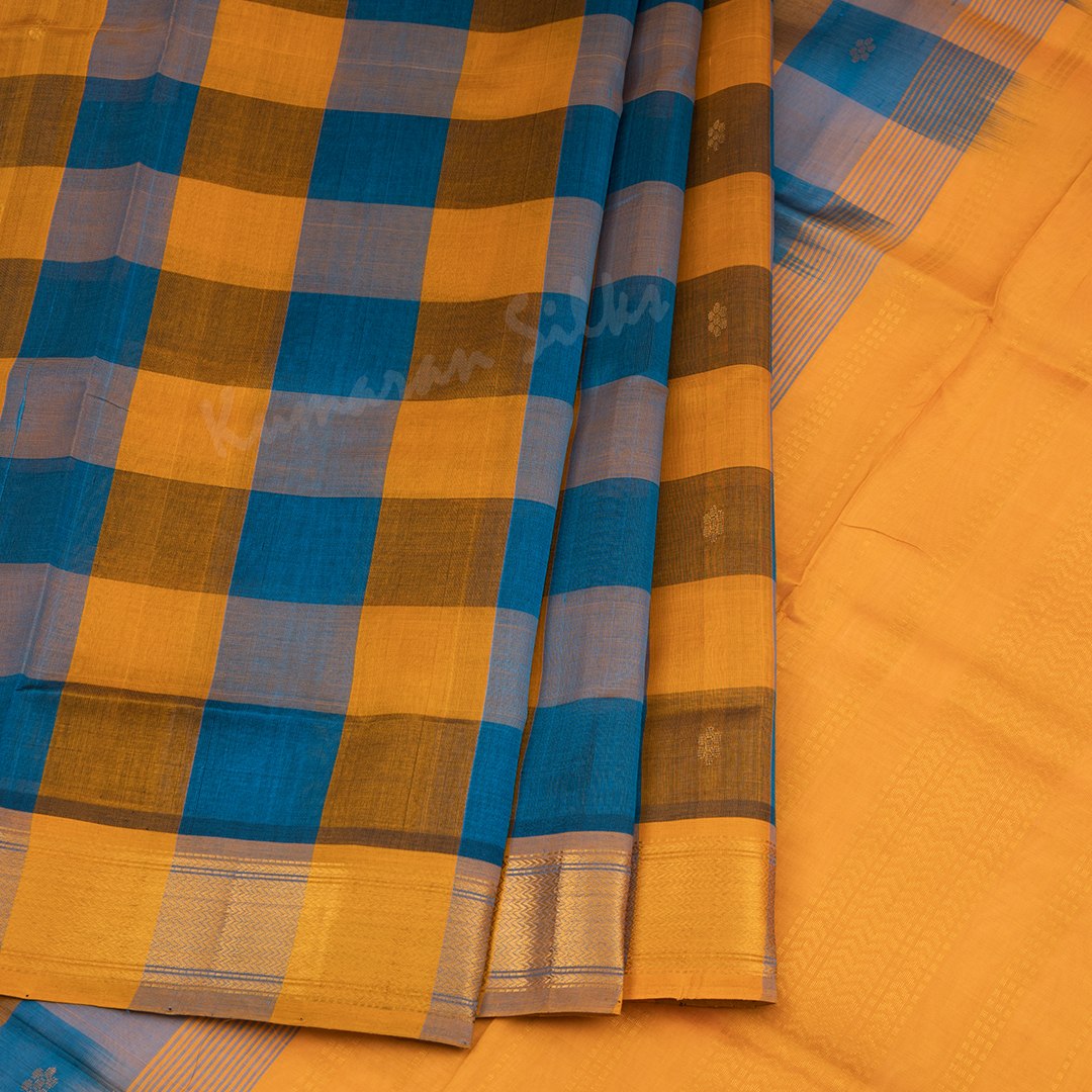 Amirthavarshni Silk Cotton Multi Colour Checked Saree 03