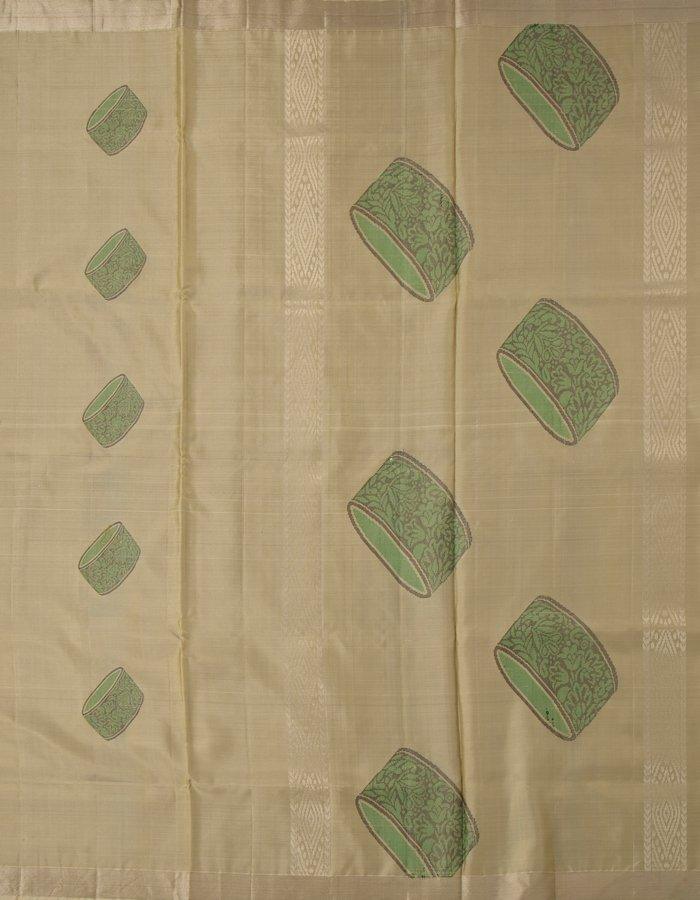 Beige Soft Silk Saree With Green Instrument Patterned Thread Work - Kumaran Silks