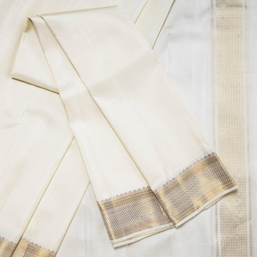 Exquisite Silk Saree and Fancy saree at a Fabulous Collection Kumaran Silks